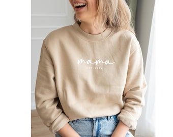 Sweat-shirt maman personnalisé avec date de naissance de l'enfant, cadeau fête des mères, cadeau d'anniversaire pour maman, cadeau nouvelle maman, pull maman, maman minimaliste