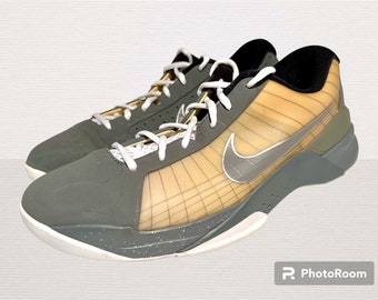 Nike Hyperdunk Low Kobe Bryant PE | Gray Olive Basketball Shoes, Size 11