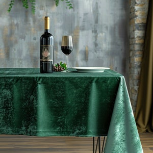 Luxurious Elegant Green Velvet Square & Rectangle Tablecloth, Custom  Size Table Cloth for Home Decor, Wedding, and Special Occasions