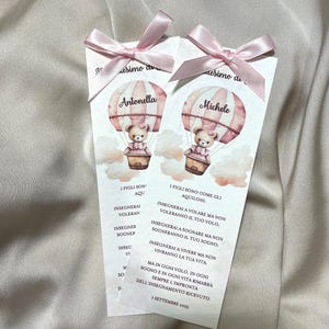 Marque-page thème ours en peluche rose, baptême, anniversaire, fête de fille, ours en peluche avec fleurs, marque-page avec chocolat, montgolfière et nuages