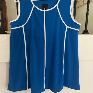 Women&#39;s Tops