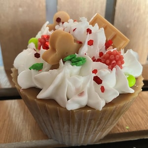 Pfefferminz Mokka Cupcake Kerze: Weihnachtlich duftender Jumbo Muffin