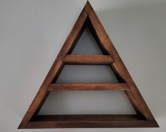 TRIANGLE SHELF