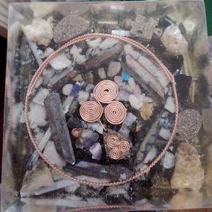 Orgonite pyramid with large real crystals!