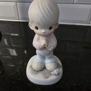 Precious Moments collectables bundle