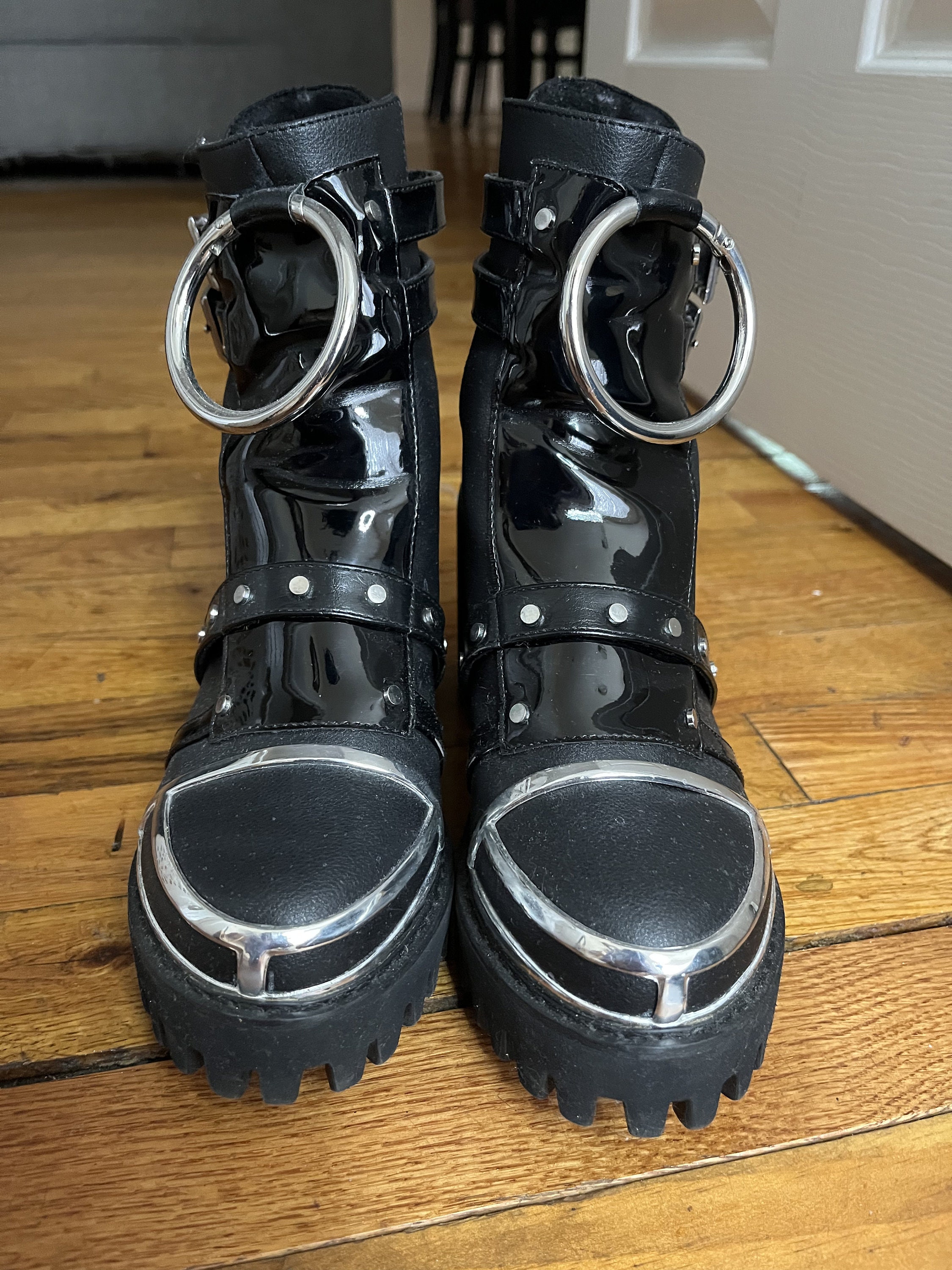 Elysium Knee High Boot – Disturbia