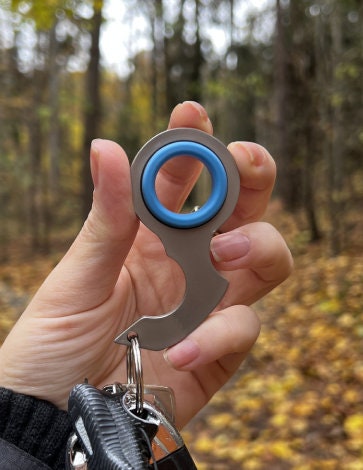 WHITE Fidget Keychain Spinner  Key Chain, Key Ring, Key Holder