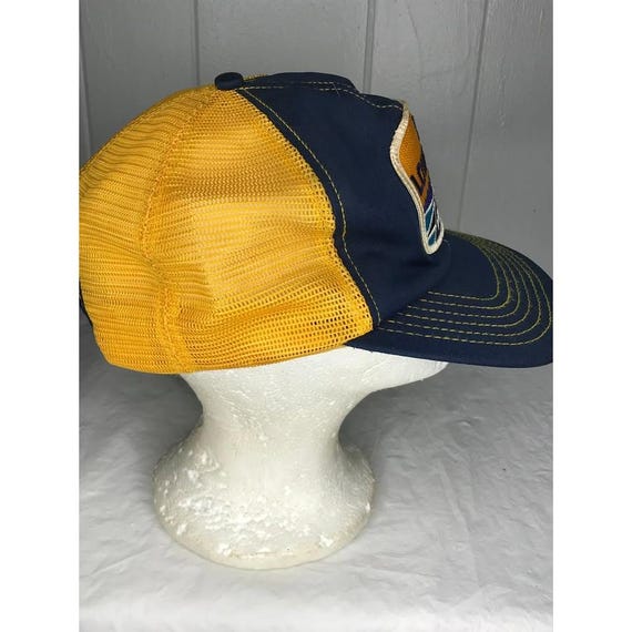 Vintage 80s Lowrance Fishing Trucker Mesh Snapback Hat Cap Made