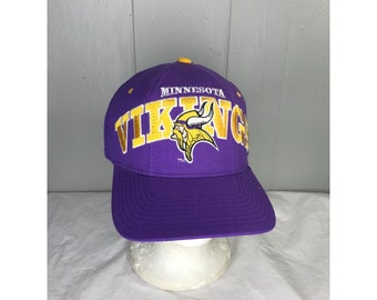 90s Starter Minnesota Vikings Wool Snapback Hat Cap Purple VTG Spell Out NFL