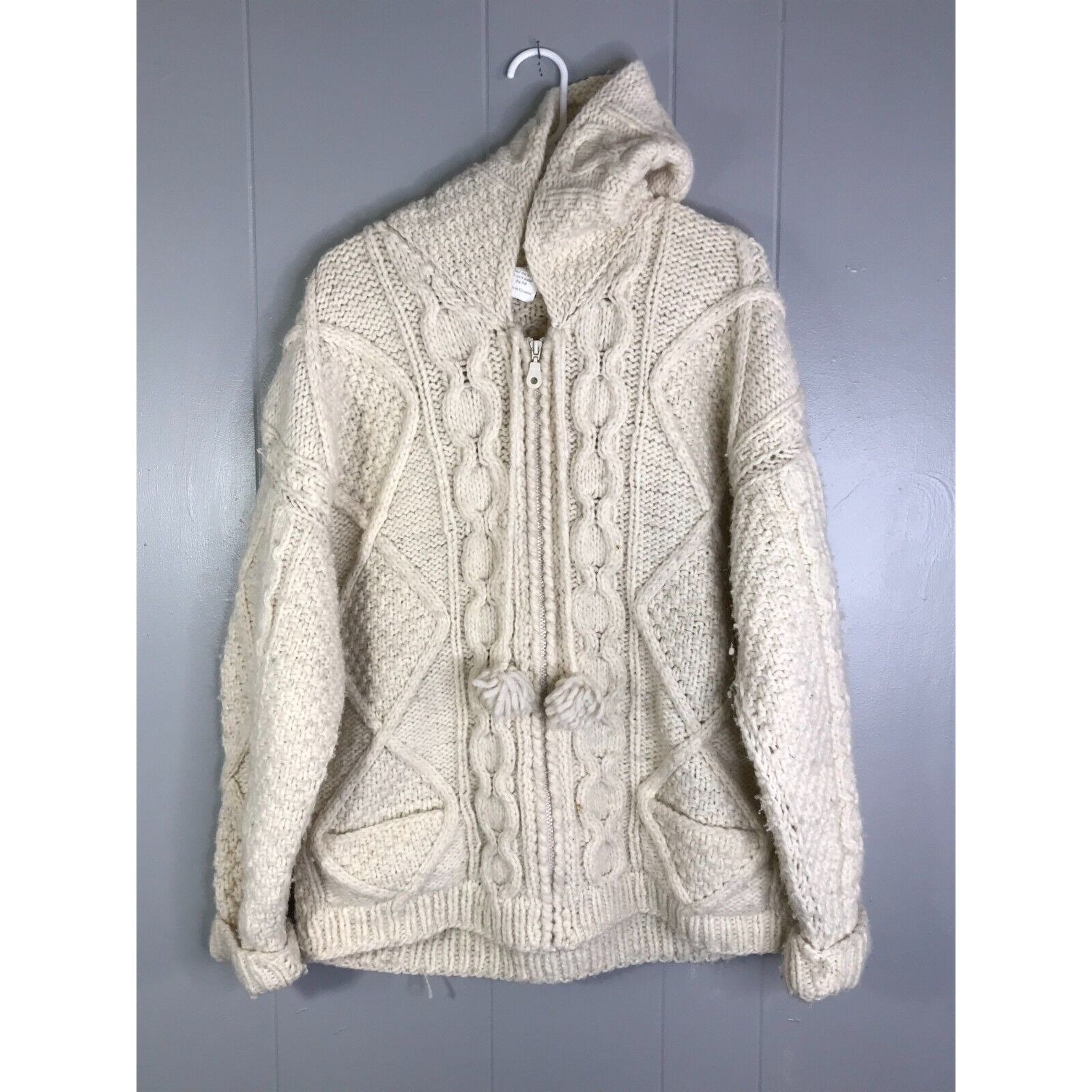 Vintage Artesanias Folk Wool Ecuador Hooded Sweater Jacket Vintage Artesanias Folk Wool Ecuador Hooded Sweater Jacket