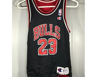 Camiseta reversible vintage de los 90 de Michael Jordan de los Chicago Bulls, talla juvenil Md.