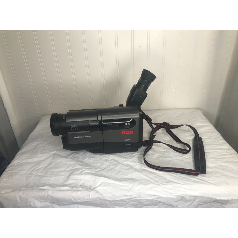 Vintage RCA DSP3 Pro88 1hd 24X Zoom Plus Digital VHS Camcorder 24X