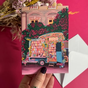 Biglietto d'auguri The Bookshop on Wheels, biglietto di compleanno stravagante per gli amanti dei libri, regalo per lettori, arte del negozio A6, anniversario, nuova casa, biglietto di celebrazione