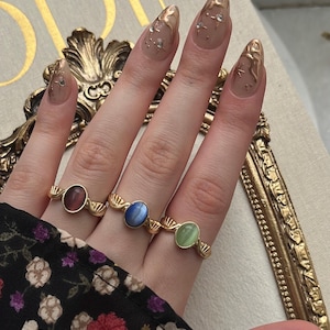 Vintage Gold Oval Gemstone Ring, Adjustable Statement Ring for Women, Colorful Crystal Jewelry Gift, Retro Minimal Ring