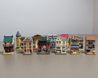 11 Vintage Baileys Limited Edition Mini House Figurines 1995-2001