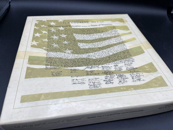 フェントン 本物の手作りガラスプレート 1776-1976 生命、自由、そして