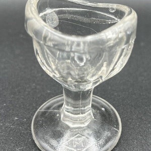 Antique Glass Eye Wash Cup, M in Diamond John M. Maris Company