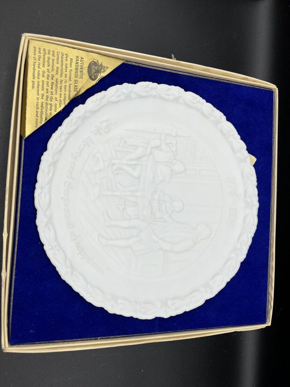 ガラスプレート　アンティーク　アメリカ　フェントン フェントン 本物の手作りガラスプレート 1776-1976 生命、自由、そして