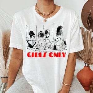 Retro Lesbian Tshirt, Sapphic Pride Shirt, Lesbian Girls Pride Tee, Femme Queer Tshirt, Butch Shirt, WLW Shirt, Vintage Lesbian Couple Top
