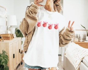 Aardbei Coquette Shirt, Comfort Colors Strawberry Shortcake Tshirt Cadeau voor haar, Aardbei Verjaardagscadeau, Eenvoudige Cottagecore Coquette