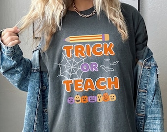 Trick or Teach Shirt, Halloween Leraar T Shirt, Cadeau voor Leraar, Herfst Shirt voor Leraar, Spooky Season Shirt, Leraar Waardering Cadeau