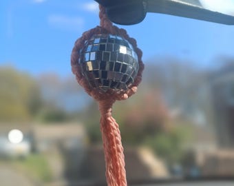 Mini bola de discoteca para coche – Accesorio de macramé para el espejo retrovisor