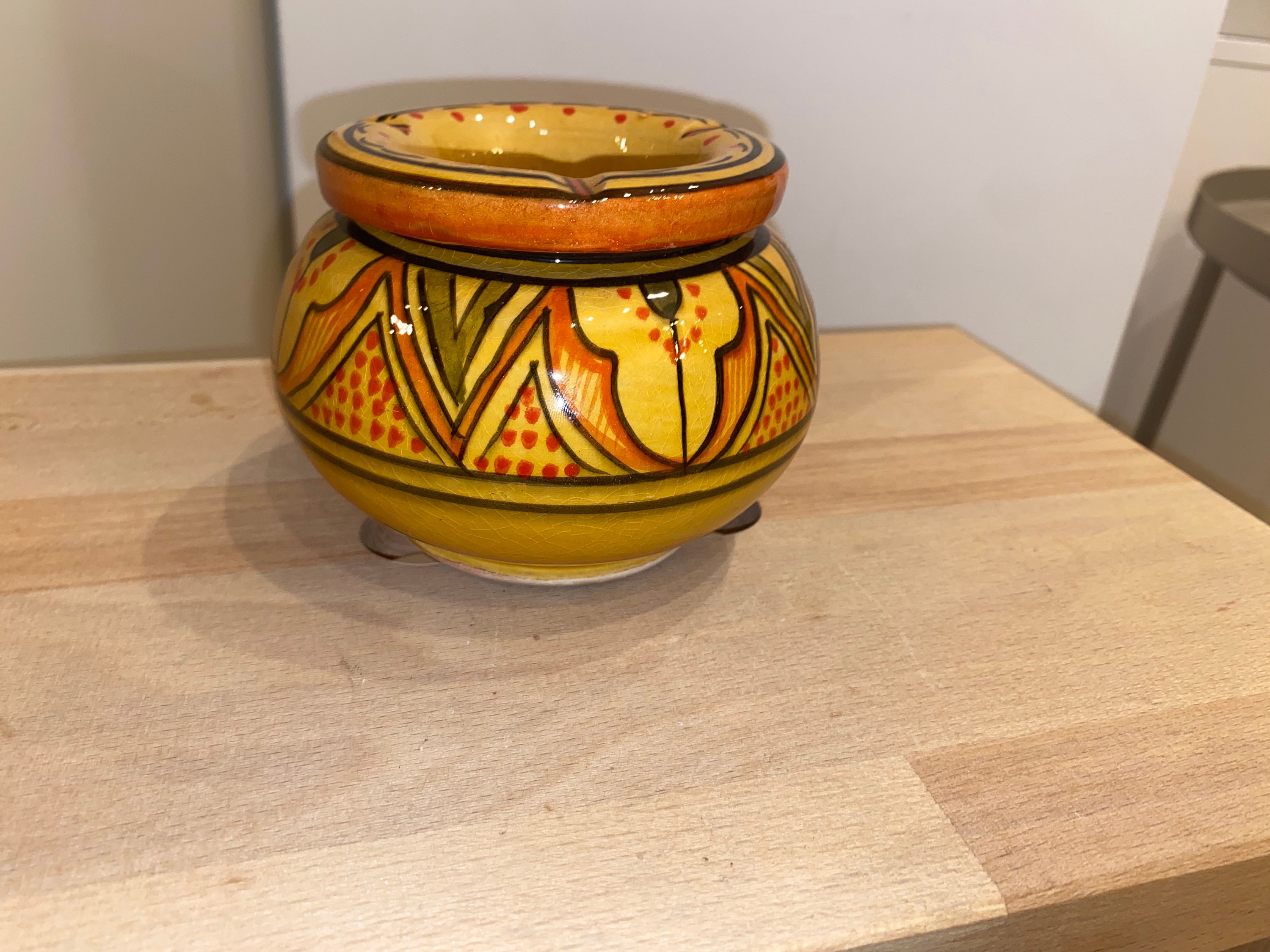 Cendrier marocain céramique 'Boho' jaune vert beige - 10x6 cm
