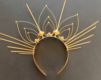 Gold zip tie crown