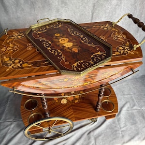 Italiaanse barwagen met inlegwerk | Messing en hout | Drop Leave-tafel met inlegwerk Ongelooflijk bijpassend dienblad | Sorrento 1920-1950