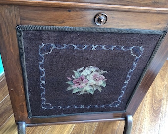 Antique Medium French Louis XV Needlepoint Fireplace Fire Screen Gobelin Hand Carved Wood handmade