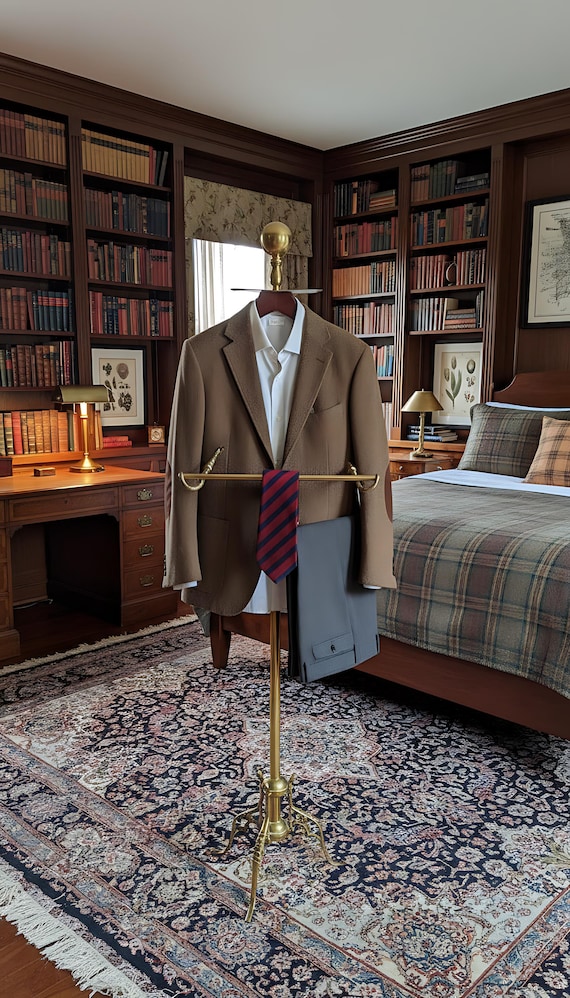 Mitte des Jahrhunderts aus massivem Messing Silent Butler Gentlemen's Valet Stand / Anzug Rack / Kleidung / Handtuch Kleiderbügel