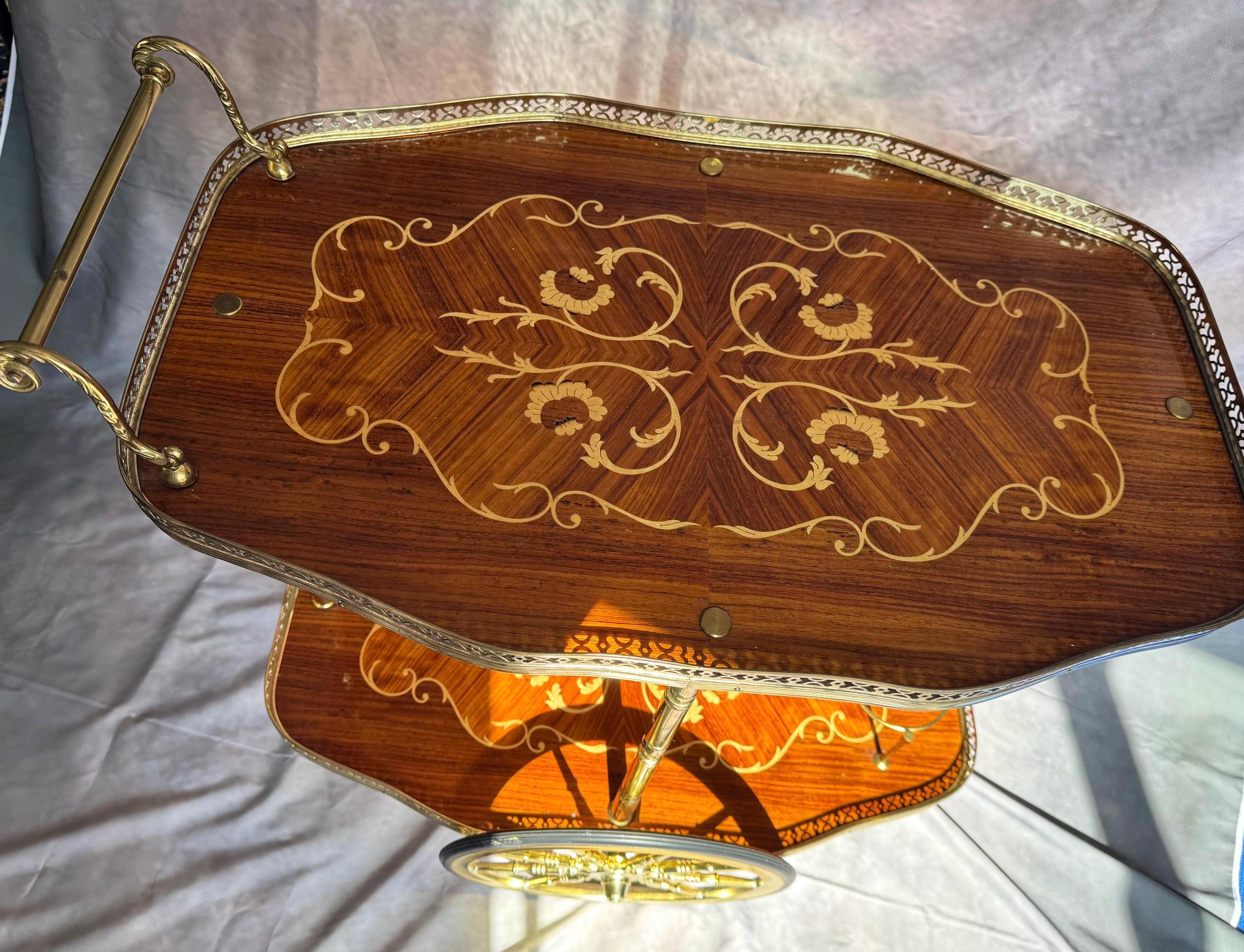 ミッドセンチュリー イタリア製 木製と真鍮製 バー トロリー