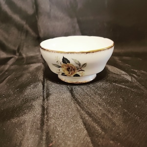 Paragon Fine Bone China Tea Cup