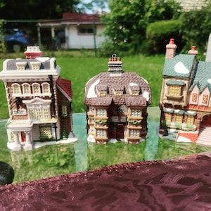 Charles Dickens Crown & Cricket Inn Ornaments