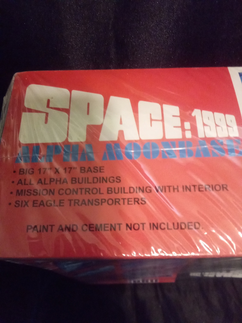 MPC Space 1999 Alpha Moonbase entire scene model kit sealed image 3
