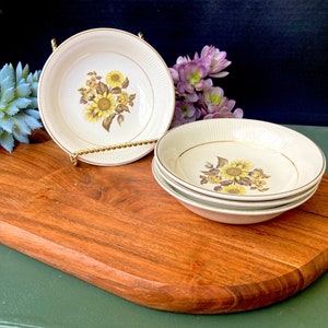 Vintage Set of 4 Royal Warwick Sunflower Pattern Porcelain Fruit Bowls or Dishes