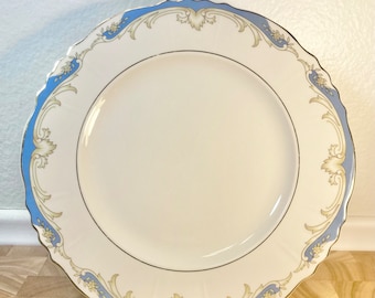 Vintage Syracuse China Carvel Pattern Dinner Plates and Assorted Dishes