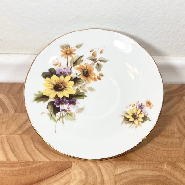 Vintages Duchess English China Daisy Pattern Saucer Plate