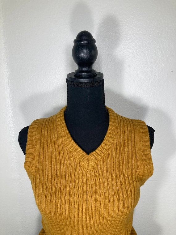 Vintage Women’s Mustard Yellow Knit Sweater Vest … - image 4