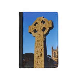 Passport Cover Celtic Cross.  Irish passport cover.  Mom gift idea. Christmas gift idea. Celtic cross. Ireland passport cover.