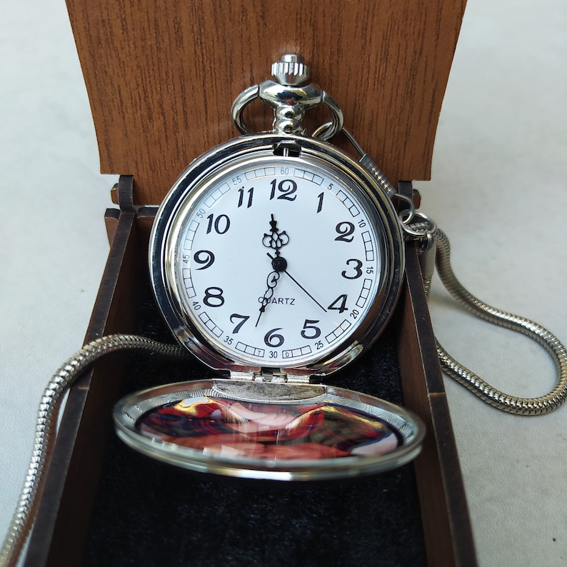 Pocket watch with silver color photo inside wooden gift box , Customizable engraved silver color pocket watch , A pocket watch with a chain that you can order as a gift to your husband, boyfriend or loved ones on special occasions