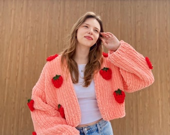 Cardigan orange fraise, cardigan folklorique court trapu tendance pour femme, pull avec des fraises, cardigan fait main, cardigan