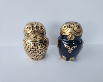 Burmese Lacquered Owls Stash Jars, Gold Gilt Black Birds Storage Containers, Small Lidded Jars, Gold Leaf Lacquerware Bird Boxes, Night Owls