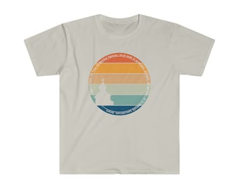 Gloria Patri Latin Retro Sunset Unisex Softstyle T-Shirt