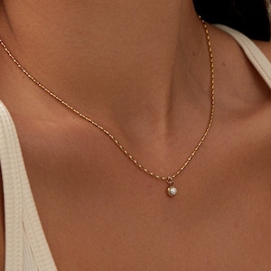 18K Gold Pearl Pendant Necklace • Pearl Necklace • Tarnish Free Jewellry • Pendant Necklace • Gold Chain • Gift for Her • Necklace chains