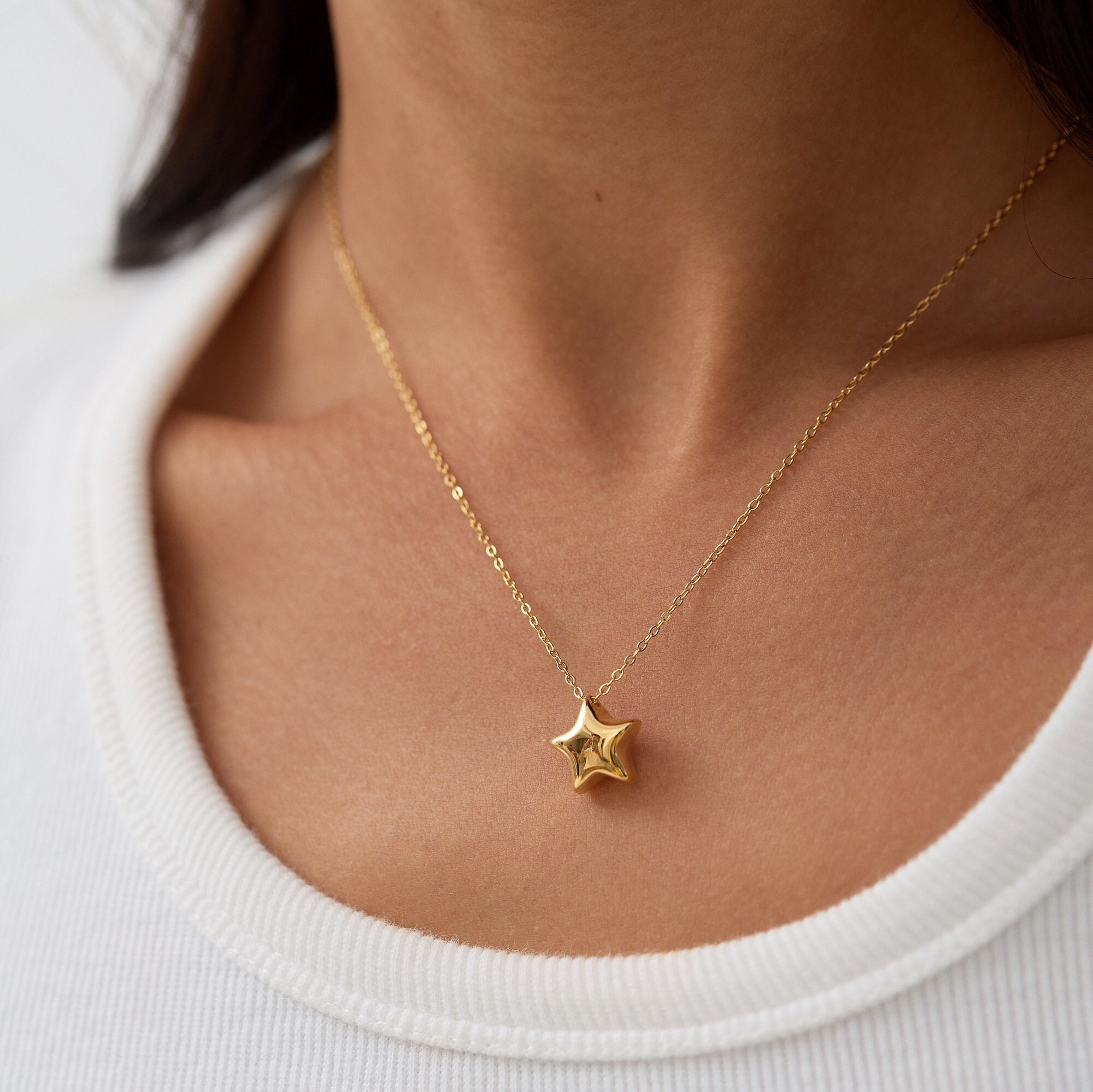 Collar Chapado Oro 18k Con Colgante Estrella - Acero Inoxidable, Cadena Ajustable 19-22 Pulgadas - Para Hombre