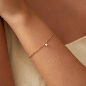 18K Gold Tiny Pearl Bracelet • Gold Charm Bracelet • Thin Layering Bracelet • Gift for Her • Gold Pearl Jewellry