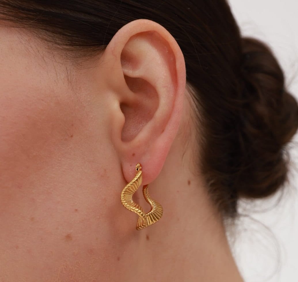 Orecchini a cerchio Fulani: cerchi intrecciati placcati in oro 18k - Italia