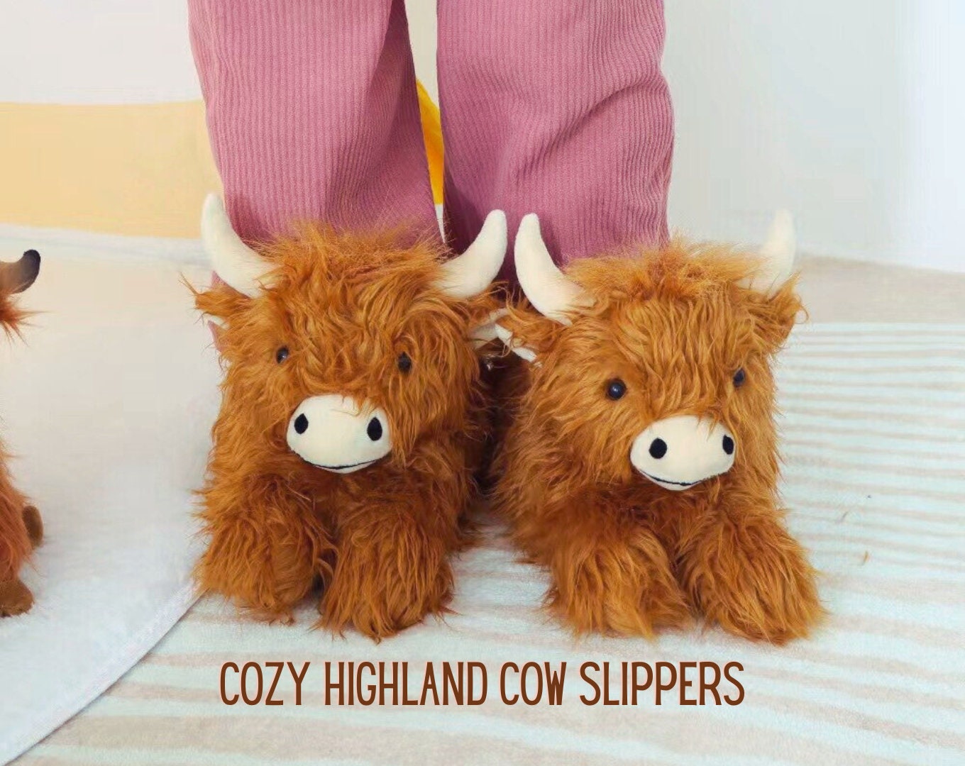 Highland Cow Slippers | Roblox Item - Rolimon's
