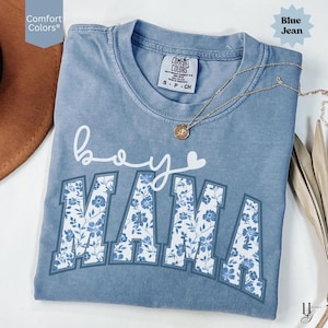 Comfort Colors® ブルー トワル ボーイズ ママ シャツ ママ オブ ボーイズ シャツ フローラル ママ T シャツ 新米ママへの母の日ギフト 男の子を期待するギフト 新米パパ